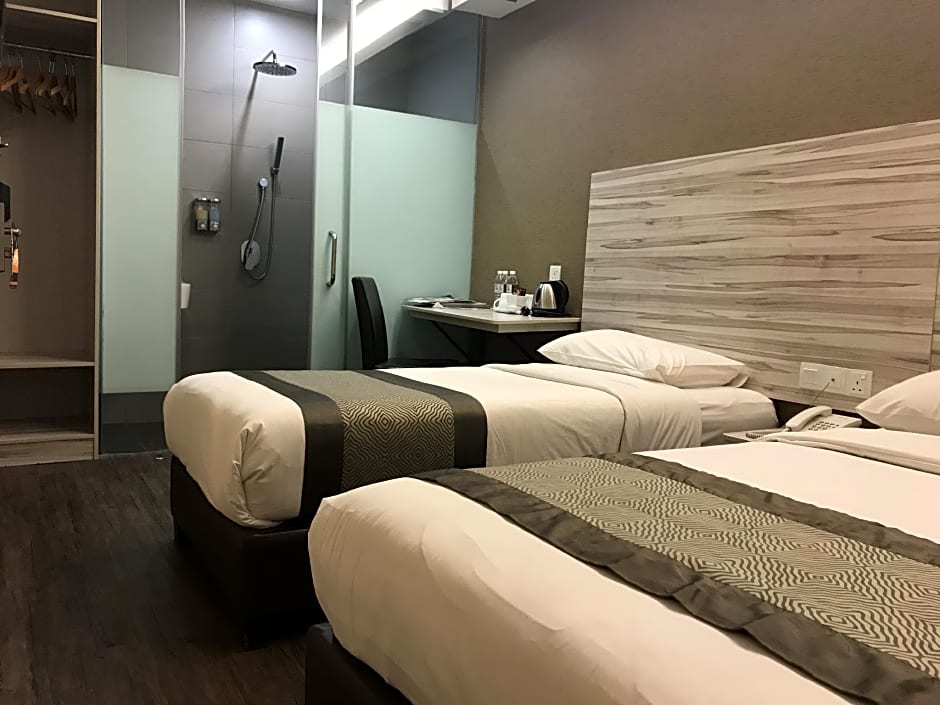 Hotel Austin Paradise - Taman Pulai Utama