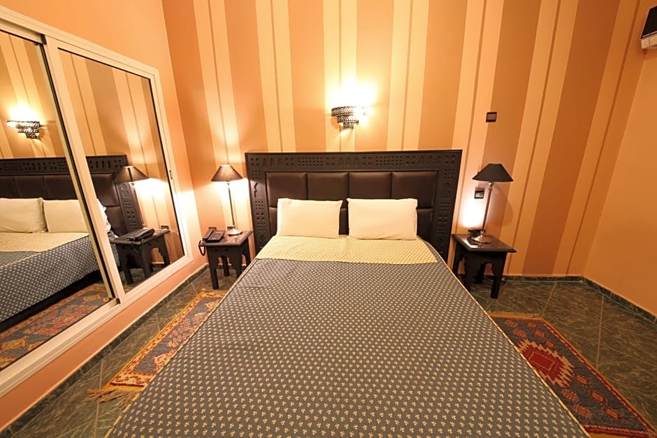 Hotel Akouas