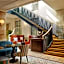 100 Queen's Gate Hotel London, Curio Collection by Hilton