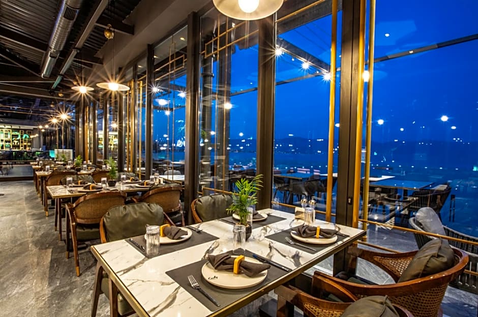 Unique Life Style Hotel