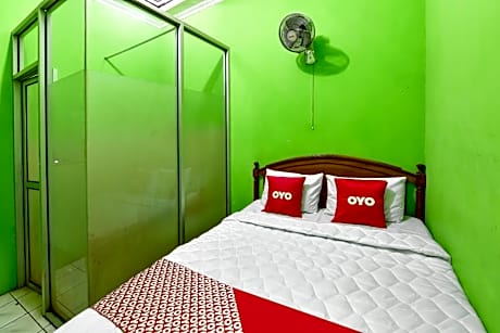 SPOT ON 91357 Hotel Mulyo