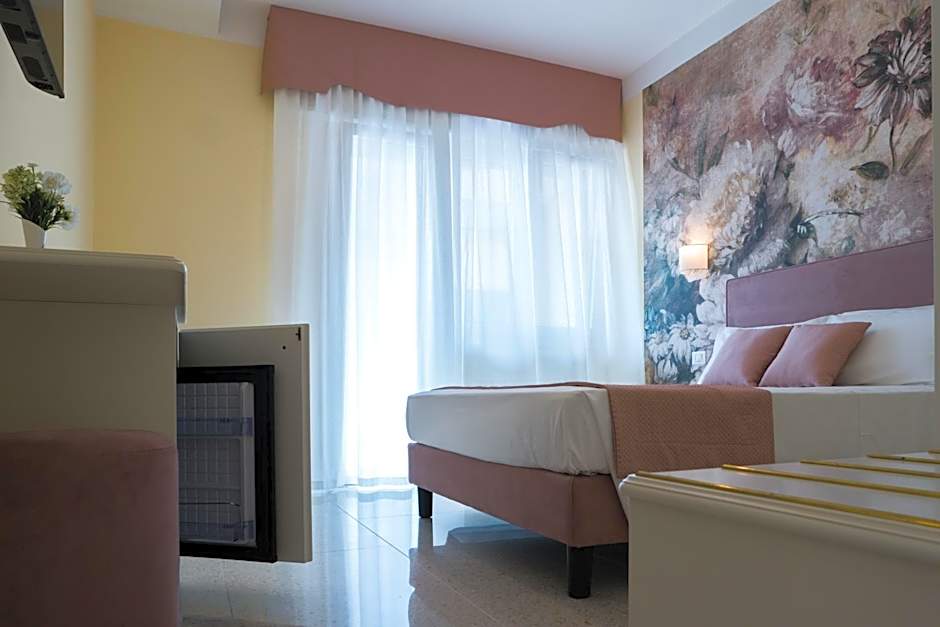 Guest House Train Station