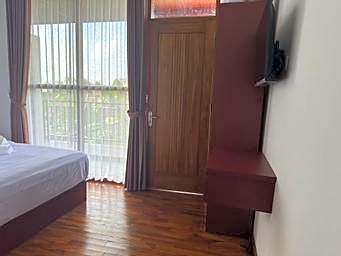 Nofrah House Syariah Mitra RedDoorz