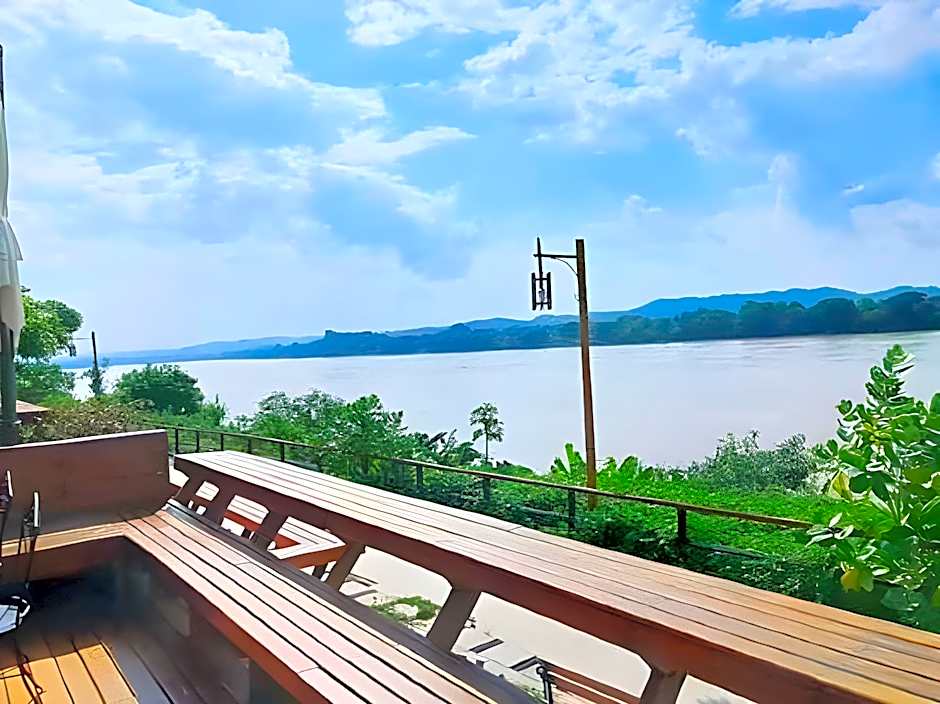 With A View Hotel @ Chiangkhan