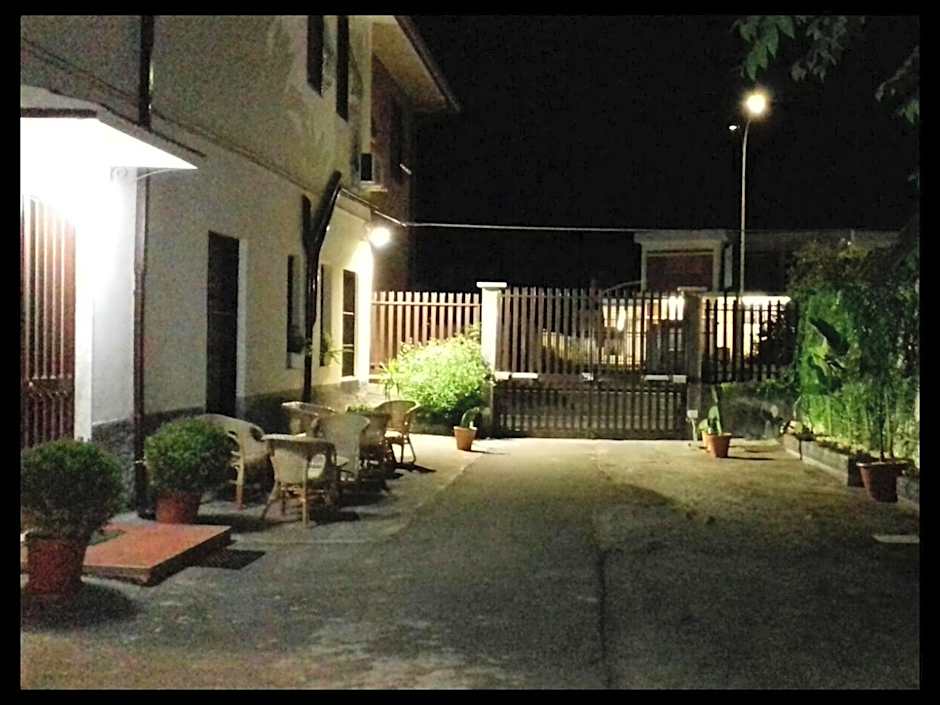 Bed & Breakfast Fontanarossa Airport -Private Parking-