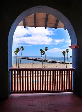 Signature King Bed, Ocean View