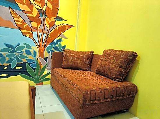 Jethro Hotel and Resto