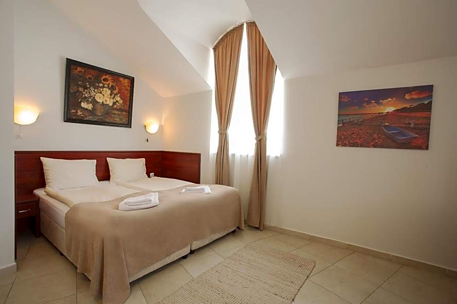 Hotel CENTRAL Balchik