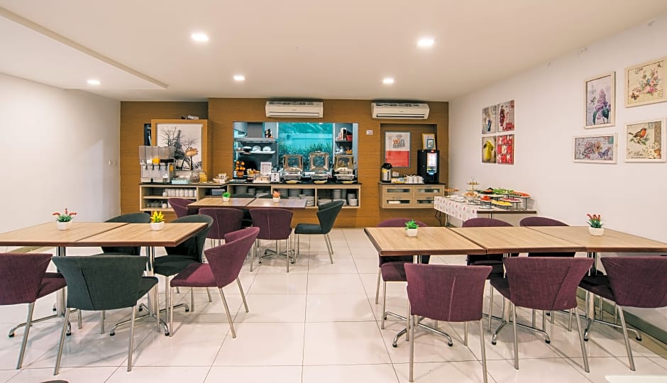 iCheck inn Residences Patong