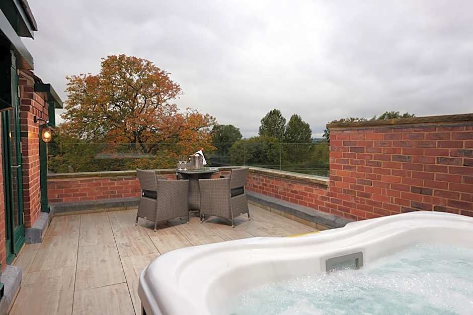 Aldwark Manor Estate