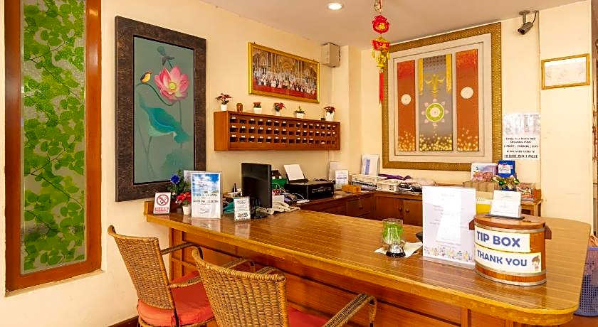 Thipurai Beach Hotel