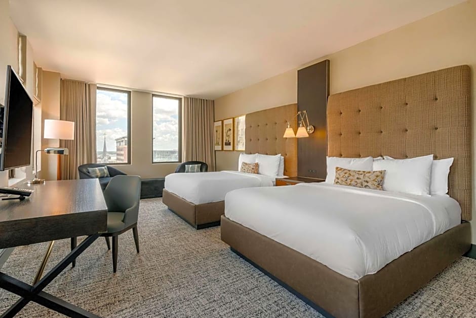 Cambria Hotel Houston Downtown Convention Center