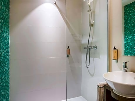 Standard Room with Two Single Beds