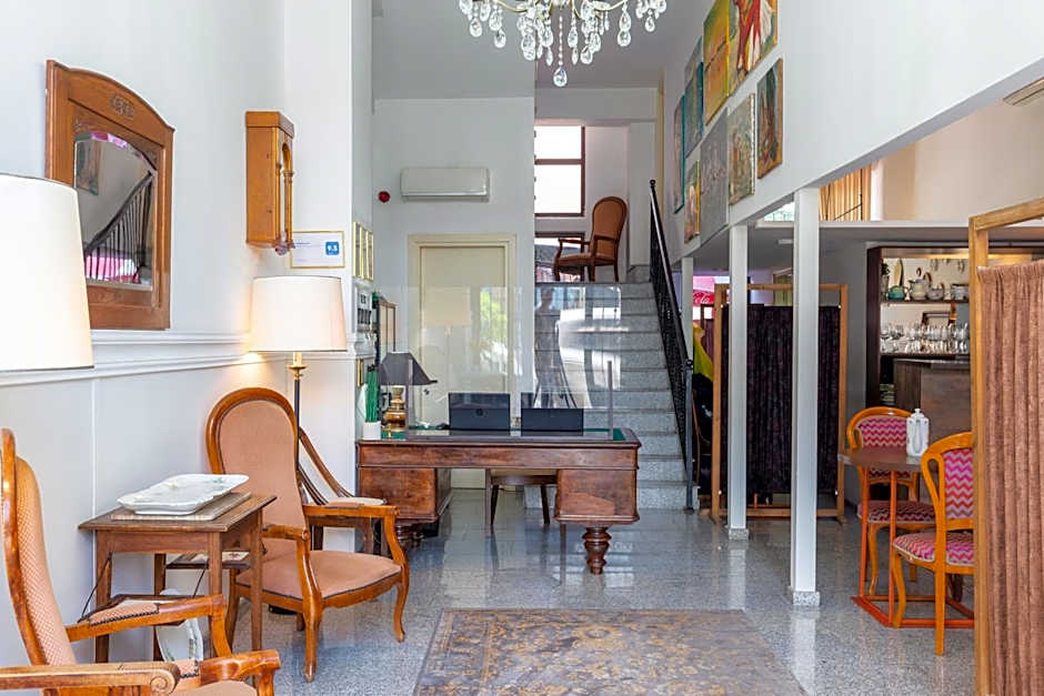 Hotel N16