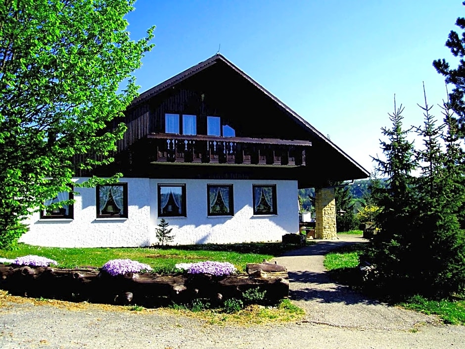 Landgasthof Heldenberg