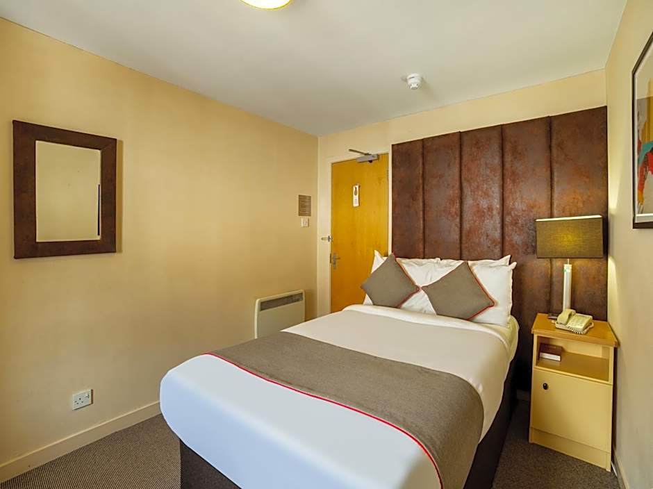 Brentwood Aberdeen City Centre near Union Street