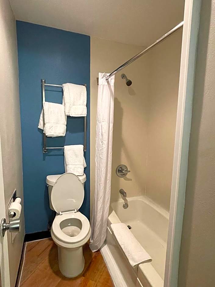 La Quinta Inn & Suites by Wyndham Baton Rouge Siegen Lane