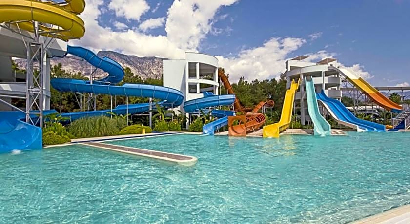 Rixos Sungate Hotel
