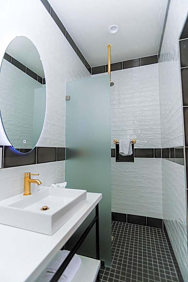 H Hotel