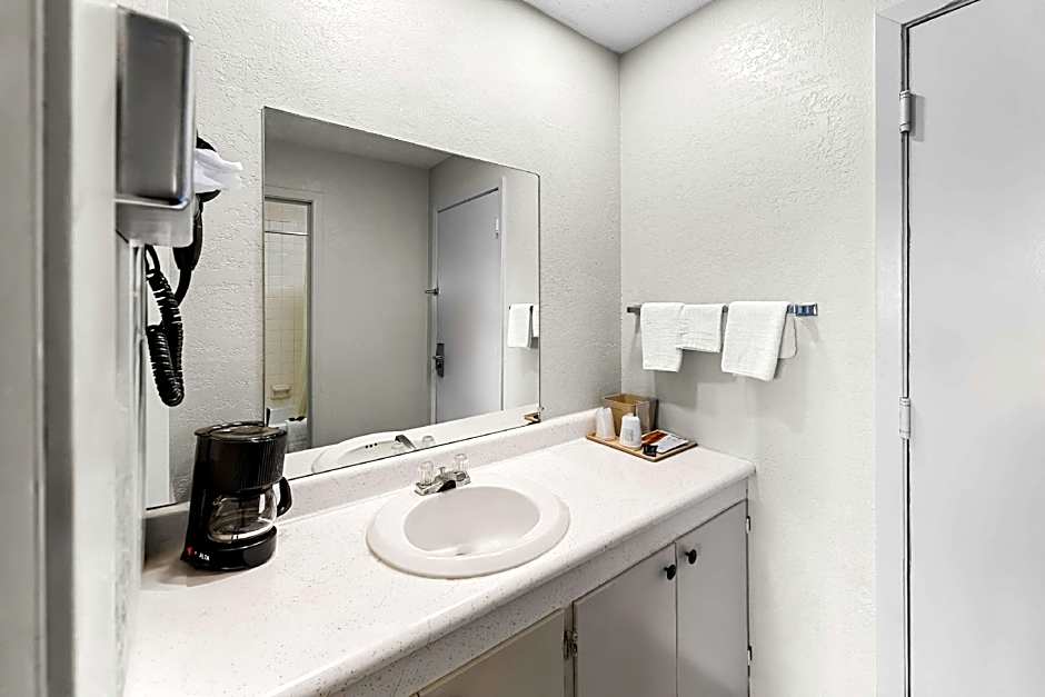 Americas Best Value Inn Marion, OH