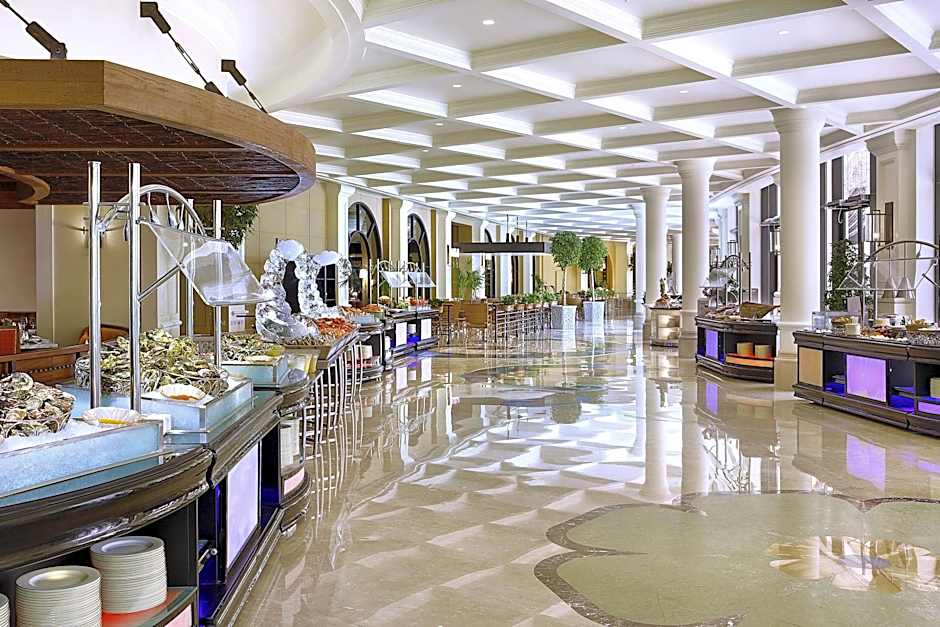 The Ritz-Carlton Abu Dhabi - Grand Canal