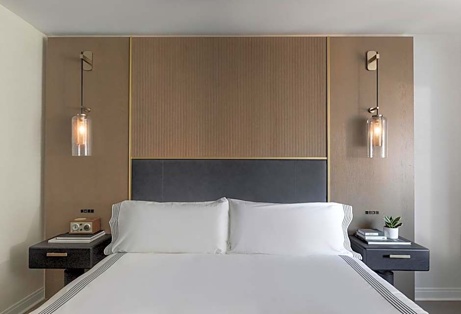 Thompson Central Park New York by Hyatt