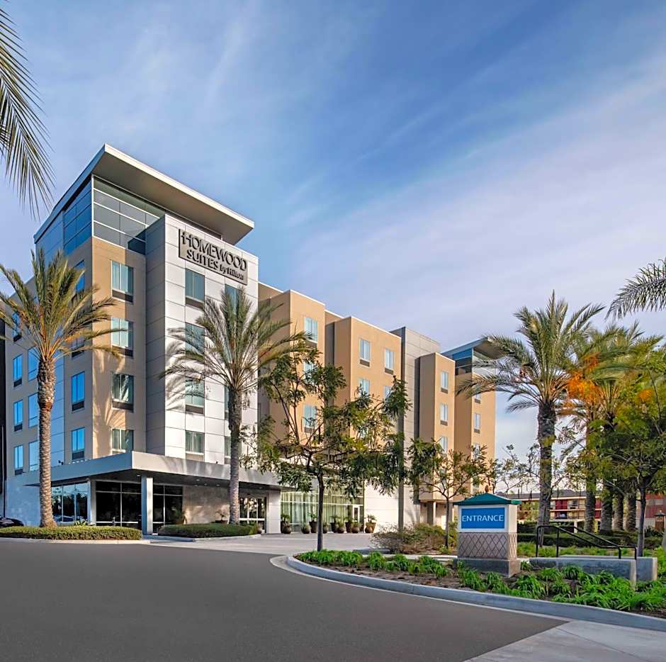 Homewood Suites by Hilton Anaheim Resort