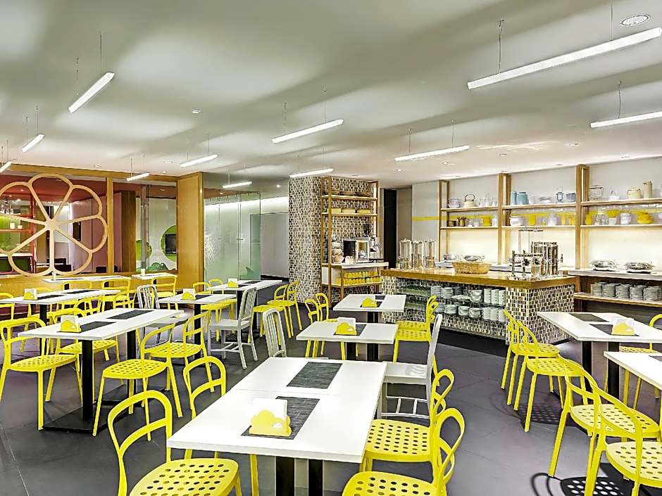MÙ Hotel