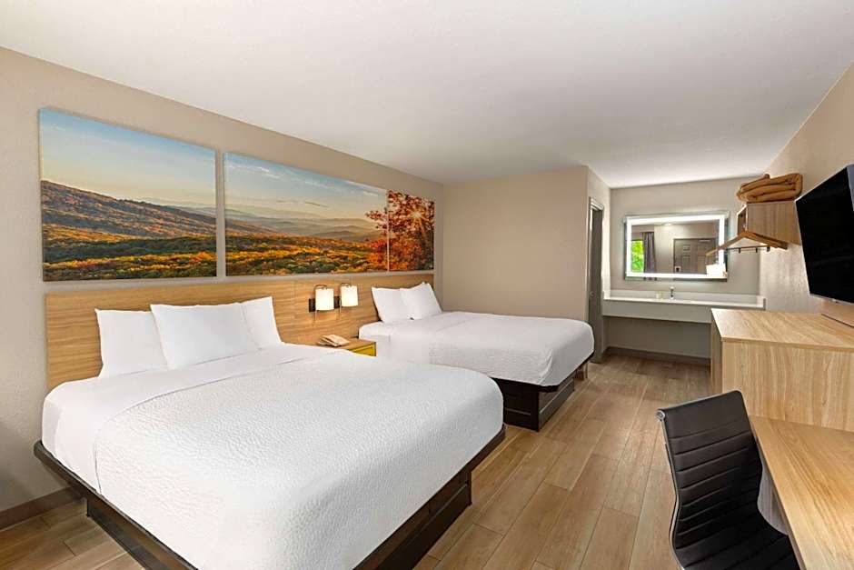 Days Inn by Wyndham Helen