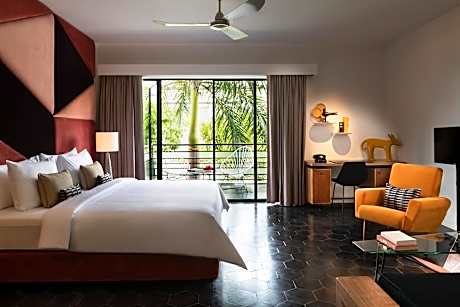 Junior Suite Pool View