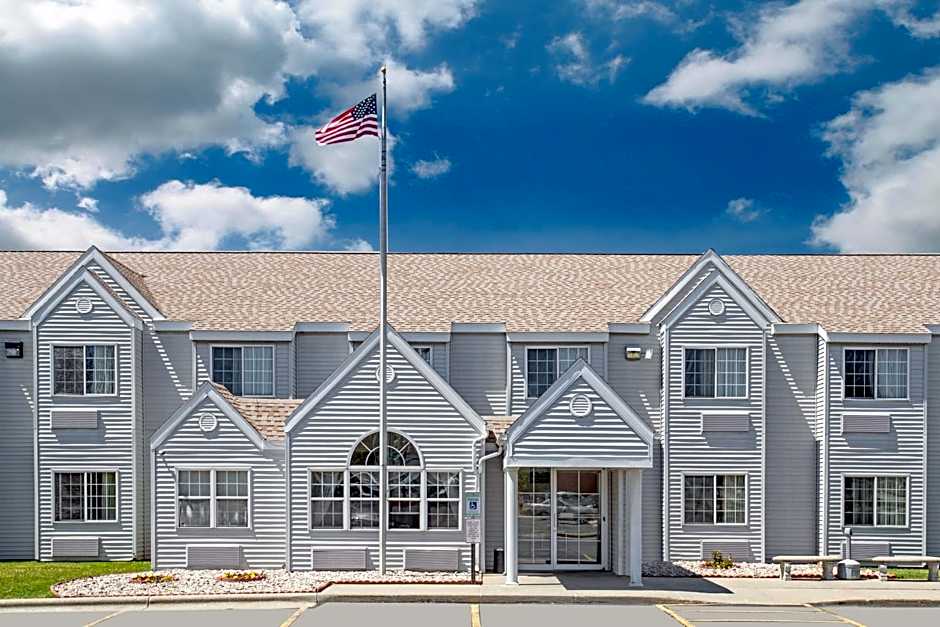 Microtel Inn & Suites by Wyndham Janesville