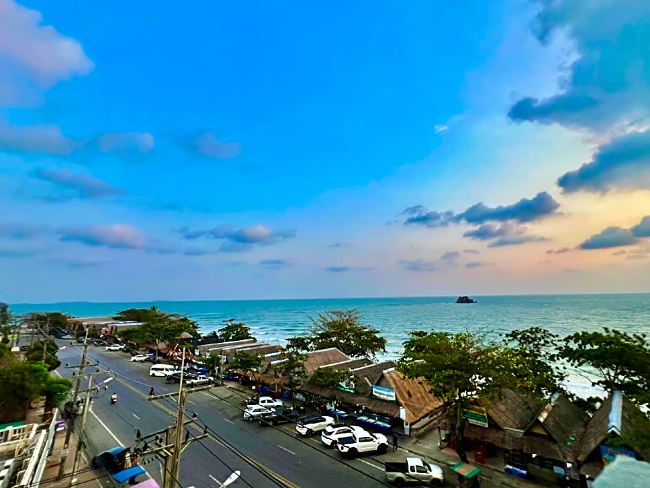 Pimpimarn Beach Hotel