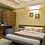 Hotel 3 Leaves