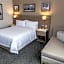 Hampton Inn & Suites By Hilton Puebla
