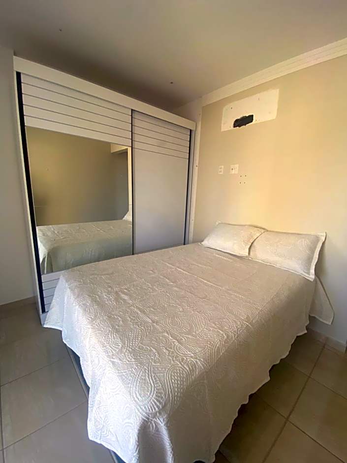 Apartamento encantador com piscina