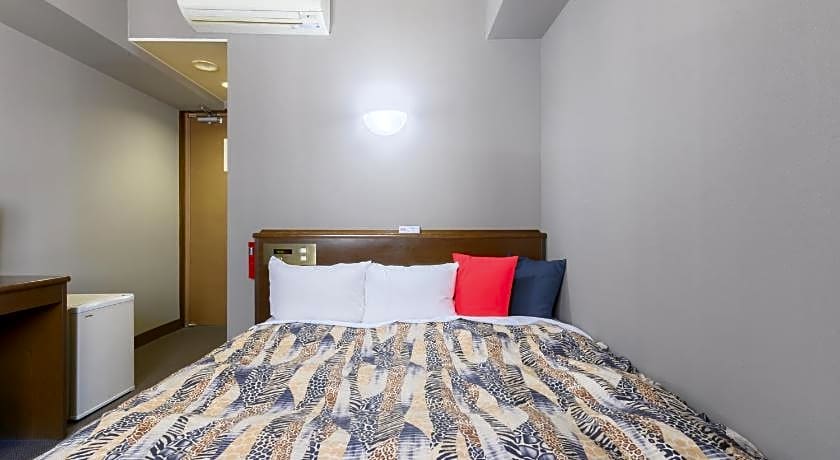 Tabist IWATA Station Hotel