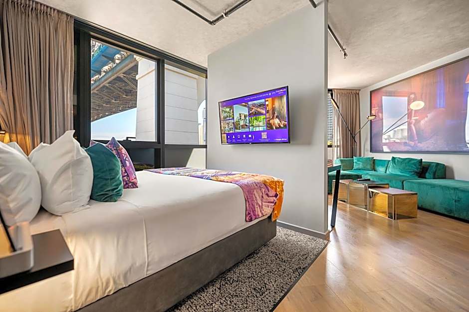 Crystalbrook Vincent