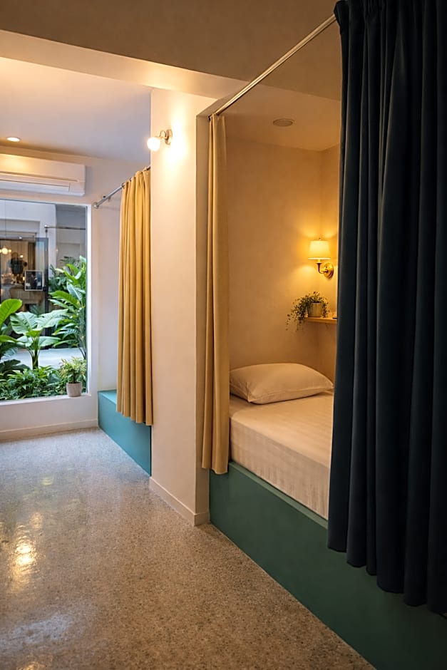 Beds In Garden Hostel