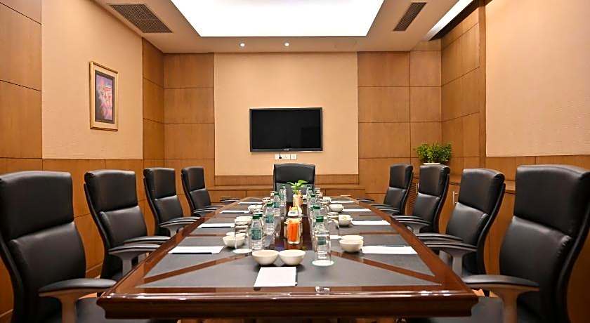Savoy Suites-Greater Noida
