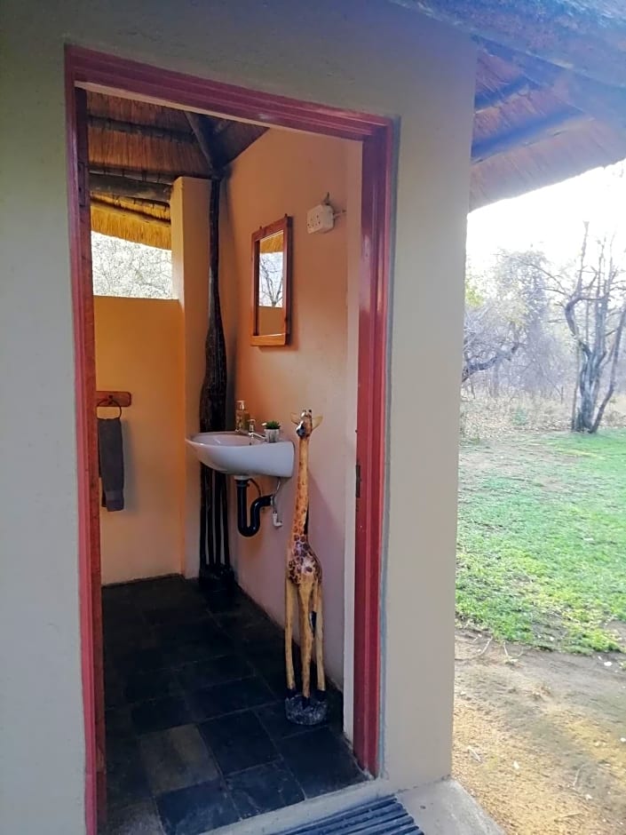 Shumba Safari Bush Camp