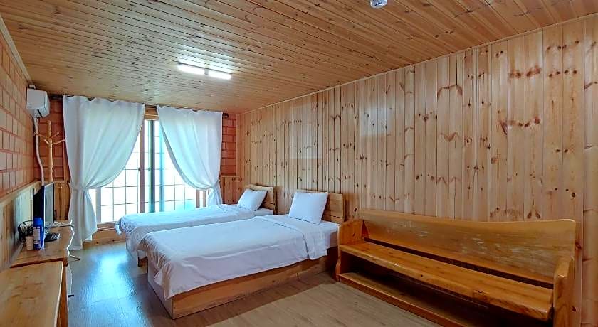 Jeju Hani Baram Pension