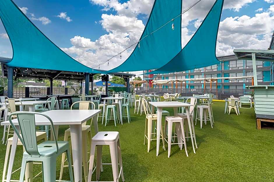 Heights House Hotel - Houston Heights Downtown an Ascend Collection Hotel