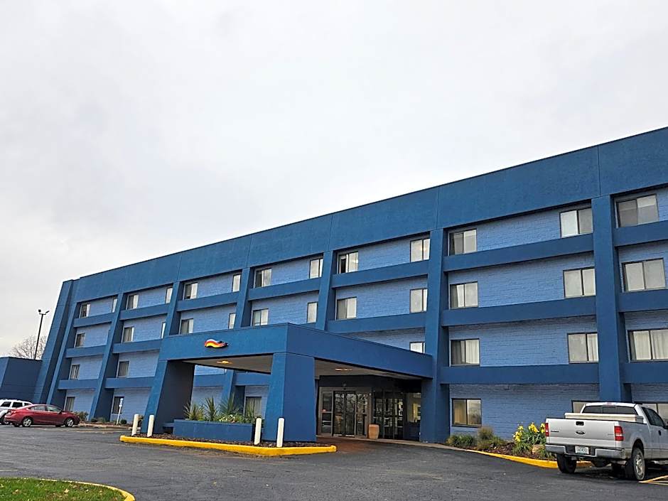 Days Inn by Wyndham Davenport