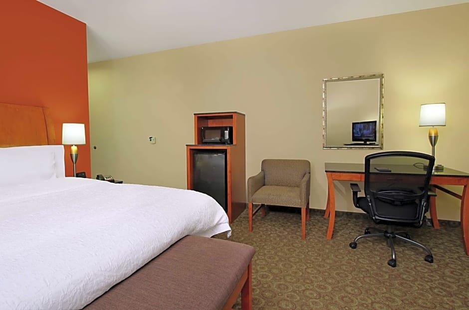 Hampton Inn By Hilton & Suites Buffalo