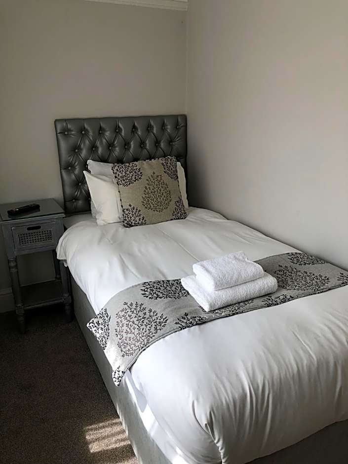 The Maple Manor Hotel