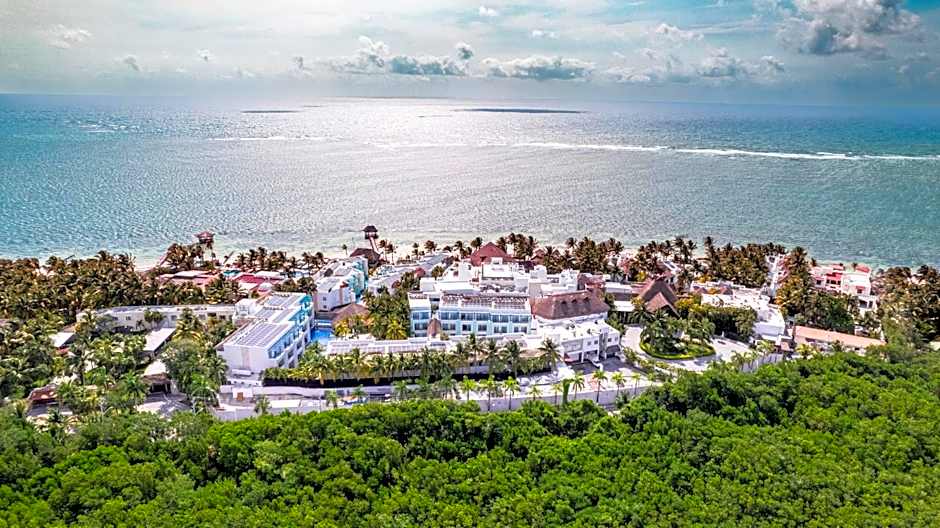 Margaritaville Island Reserve Riviera Cancún - An All-Inclusive Experience for All