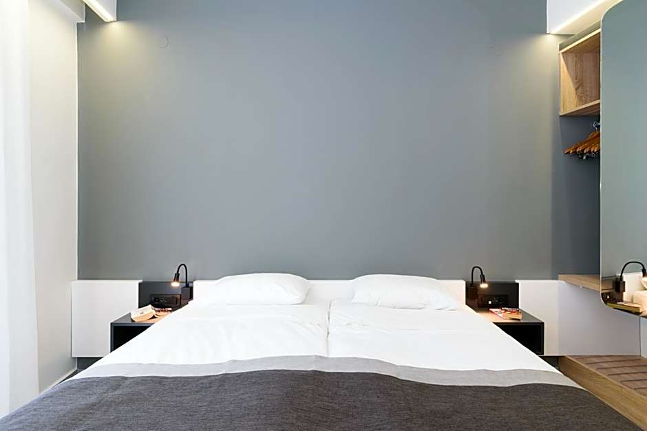 Renieris Hotel