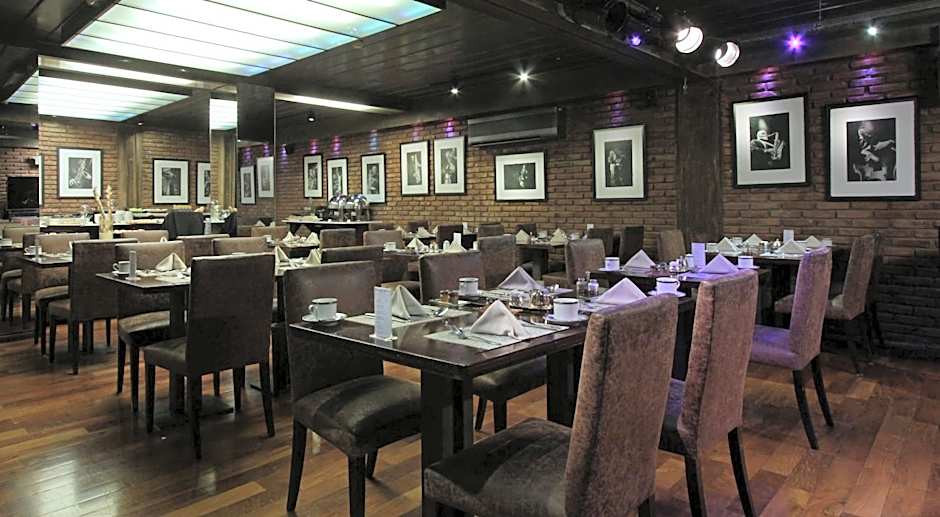 Meliá Recoleta Plaza Boutique Hotel