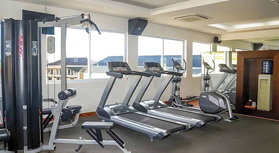 THE 1O1 Bali Fontana Seminyak