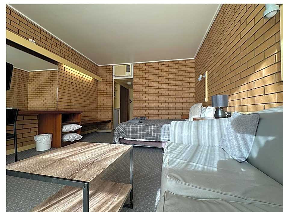 Sandpipers @ Millicent